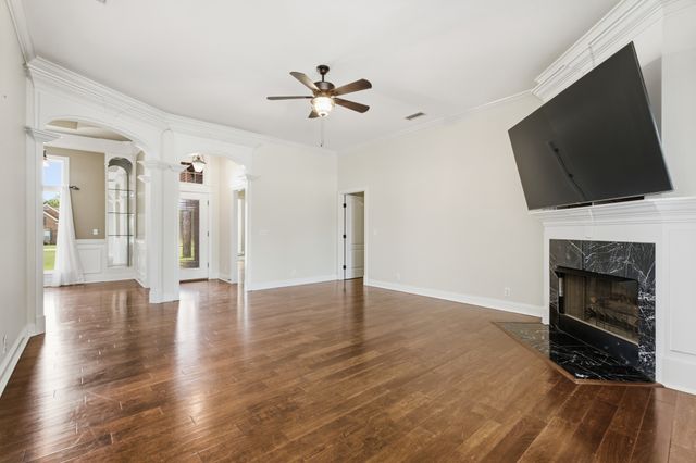 102 Copperas Ct, Murfreesboro, TN 37128