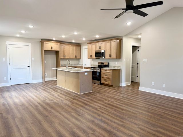 312 Light Street, Paragould, AR 72450