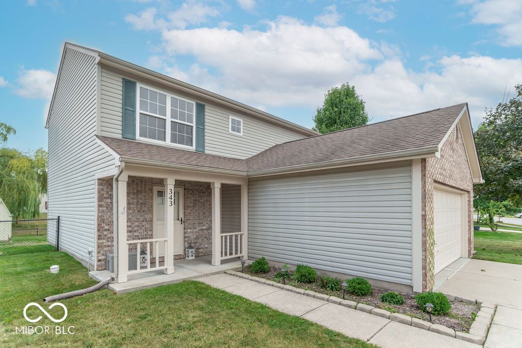 343 Brixton Woods West Drive, Pittsboro, IN 46167