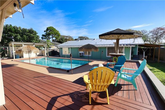 131 11th Court, Vero Beach, FL 32962