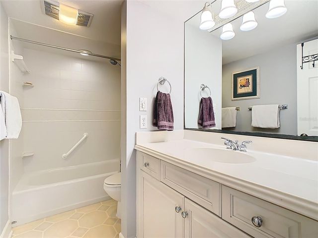 621 OLDE CAMELOT CIRCLE 3210-1, Haines City, FL 33844