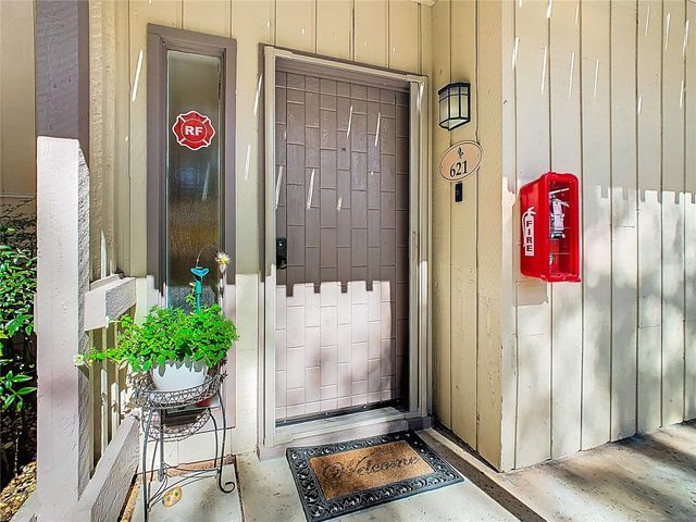 621 OLDE CAMELOT CIRCLE 3210-1, Haines City, FL 33844