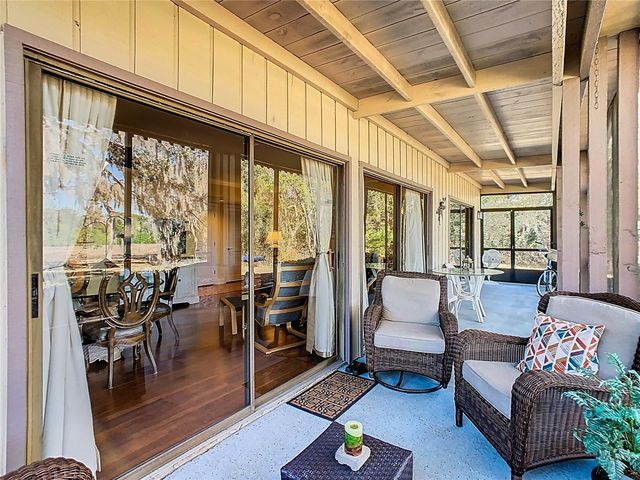 621 OLDE CAMELOT CIRCLE 3210-1, Haines City, FL 33844