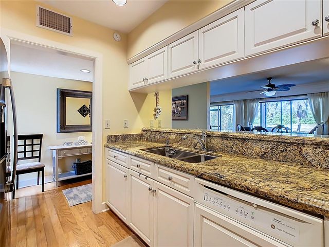 621 OLDE CAMELOT CIRCLE 3210-1, Haines City, FL 33844