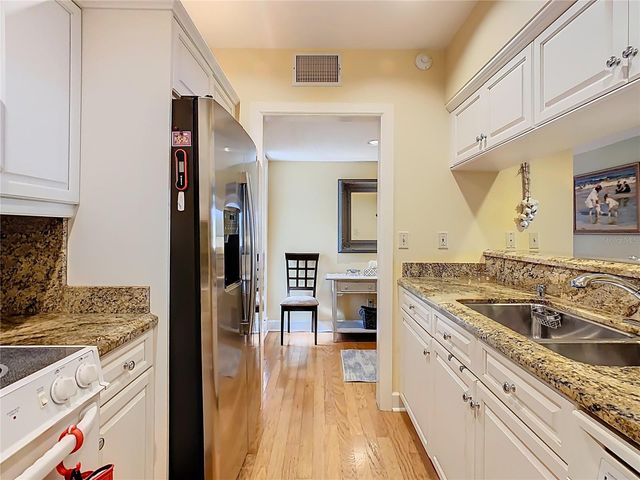 621 OLDE CAMELOT CIRCLE 3210-1, Haines City, FL 33844