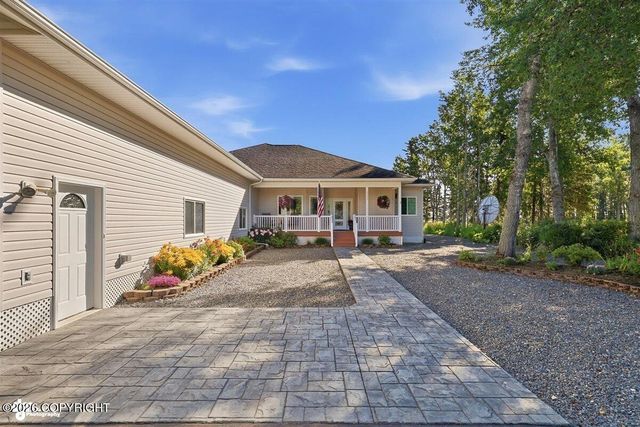 2565 Watergate Way, Kenai, AK 99611