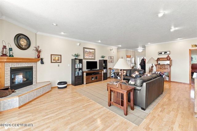 2565 Watergate Way, Kenai, AK 99611