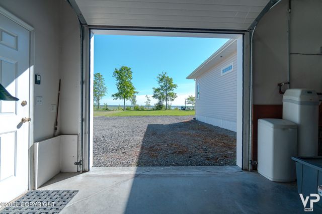 2565 Watergate Way, Kenai, AK 99611