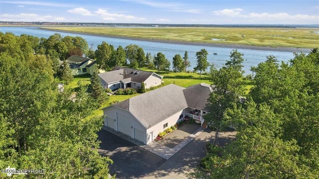 2565 Watergate Way, Kenai, AK 99611