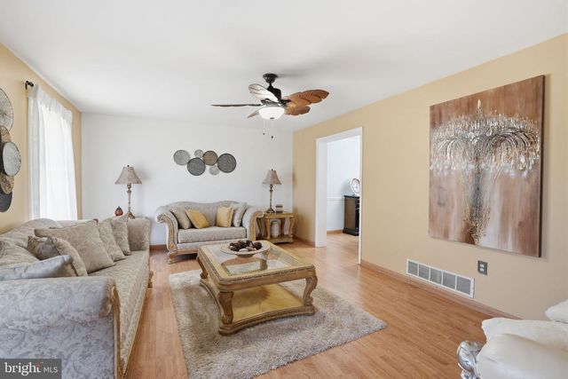 750 FORD AVE, Langhorne, PA 19047
