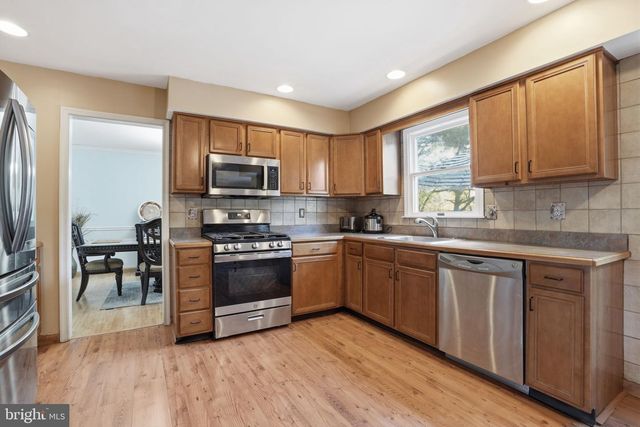 750 FORD AVE, Langhorne, PA 19047