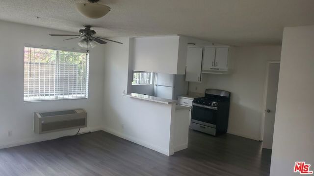 982 S New Hampshire Avenue 101, Los Angeles, CA 90006