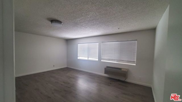 982 S New Hampshire Avenue 101, Los Angeles, CA 90006