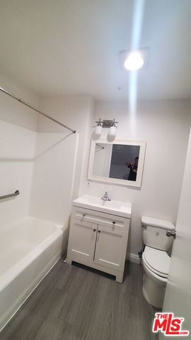 982 S New Hampshire Avenue 101, Los Angeles, CA 90006