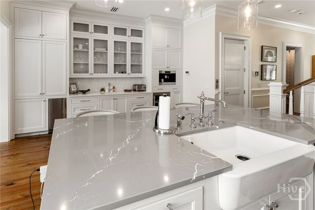 105 E Gordon Street, Savannah, GA 31401