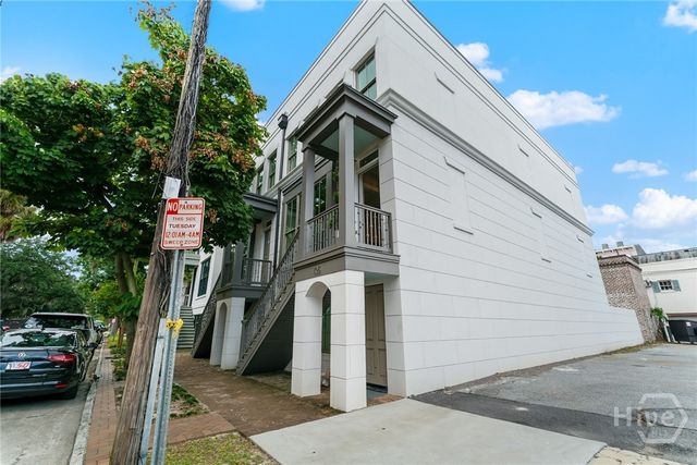 105 E Gordon Street, Savannah, GA 31401