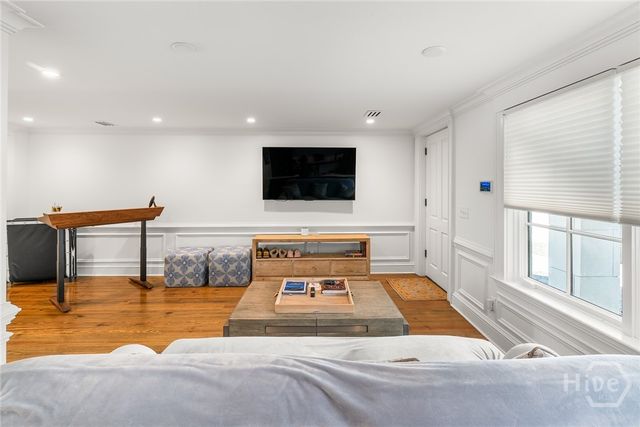 105 E Gordon Street, Savannah, GA 31401