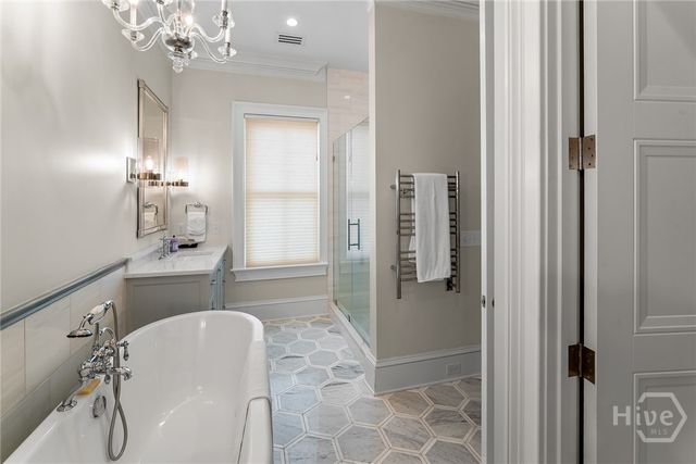 105 E Gordon Street, Savannah, GA 31401