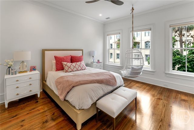 105 E Gordon Street, Savannah, GA 31401