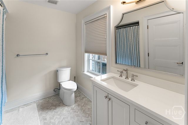 105 E Gordon Street, Savannah, GA 31401