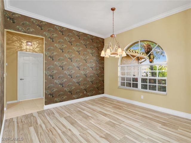 3262 Potomac CT, Naples, FL 34120