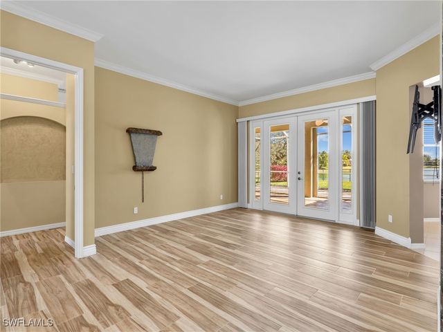 3262 Potomac CT, Naples, FL 34120