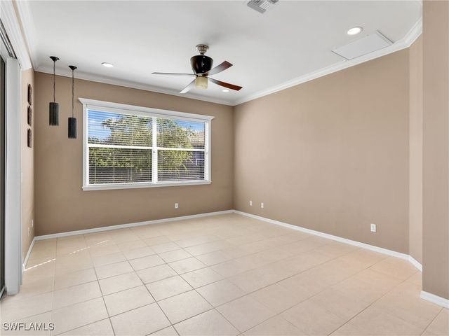 3262 Potomac CT, Naples, FL 34120