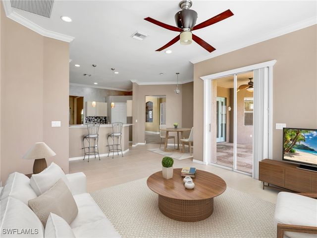 3262 Potomac CT, Naples, FL 34120