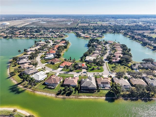 3262 Potomac CT, Naples, FL 34120