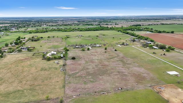 6123 Hill Court, Rio Vista, TX 76093