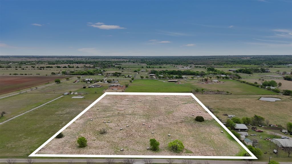 6123 Hill Court, Rio Vista, TX 76093