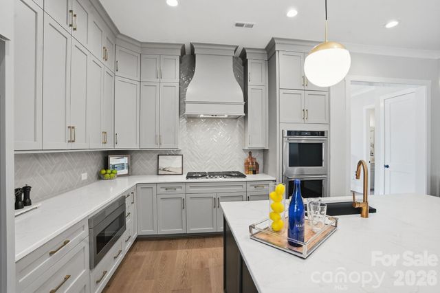 19028 Newburg Hill Road, Davidson, NC 28036