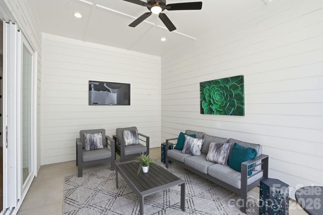 19028 Newburg Hill Road, Davidson, NC 28036