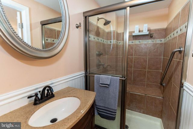 2732 VALLEY WOODS RD, Hatfield, PA 19440