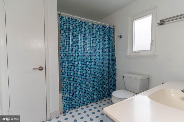 2732 VALLEY WOODS RD, Hatfield, PA 19440