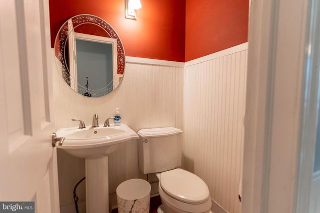 2732 VALLEY WOODS RD, Hatfield, PA 19440