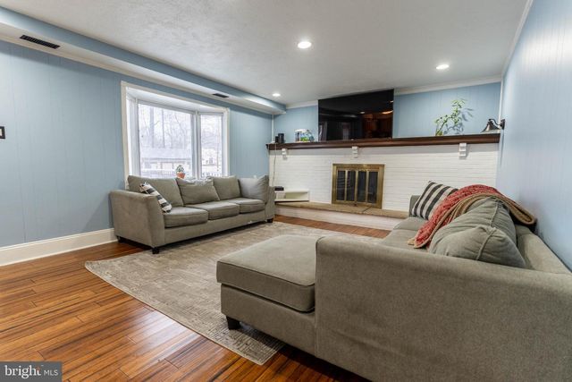 2732 VALLEY WOODS RD, Hatfield, PA 19440