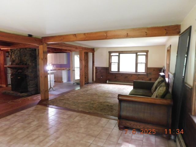 19 Bennett Road, Wolfeboro, NH 03894