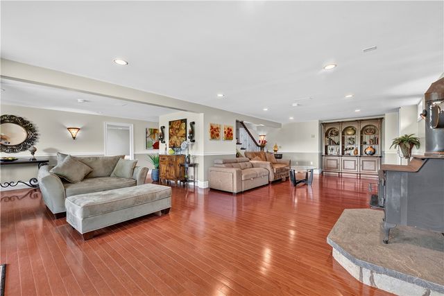385 Scott Road, Cumberland, RI 02864