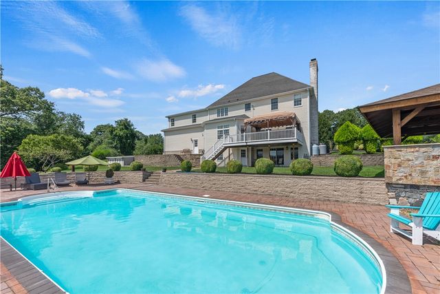 385 Scott Road, Cumberland, RI 02864