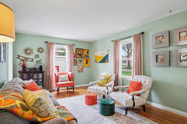 105 Katherine Drive Ne, City Of Grand Rapids, MI 49505