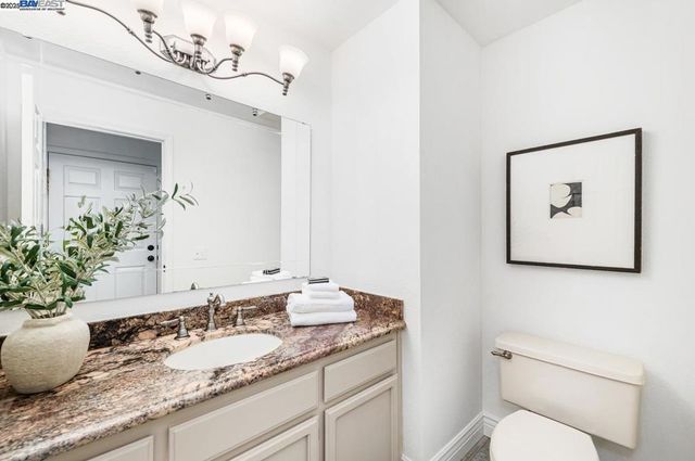 2947 Chardonnay Dr, Pleasanton, CA 94566