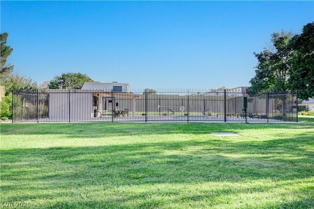 3768 Pilgrim Street, Las Vegas, NV 89121