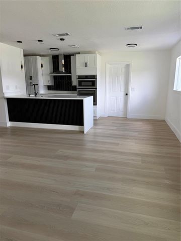 7732 LINARIA DRIVE, Orlando, FL 32822