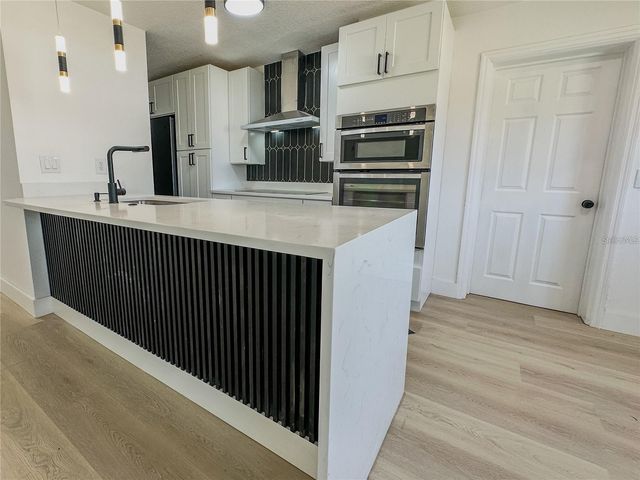 7732 LINARIA DRIVE, Orlando, FL 32822