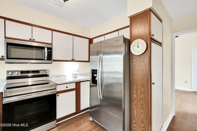 221 Inland Greens Circle, Wilmington, NC 28405