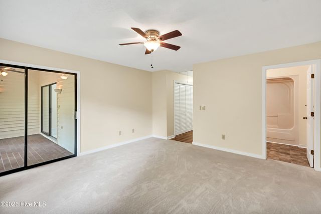 221 Inland Greens Circle, Wilmington, NC 28405