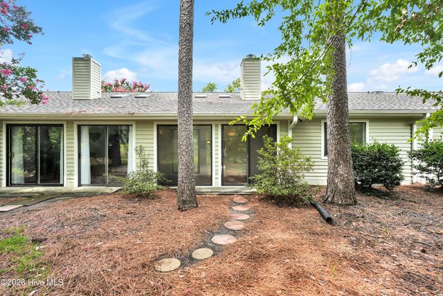 221 Inland Greens Circle, Wilmington, NC 28405
