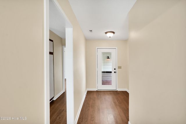 221 Inland Greens Circle, Wilmington, NC 28405