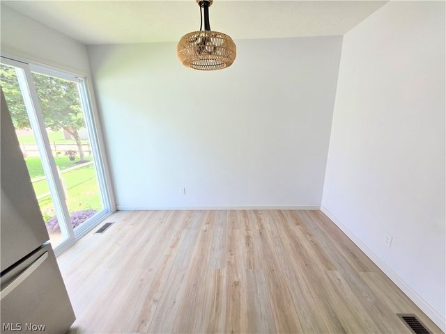 801 Heather Place, Belpre, OH 45714